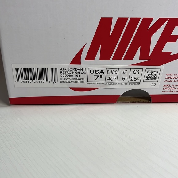 Air Jordan 1 retro high OG - Picture 5 of 6